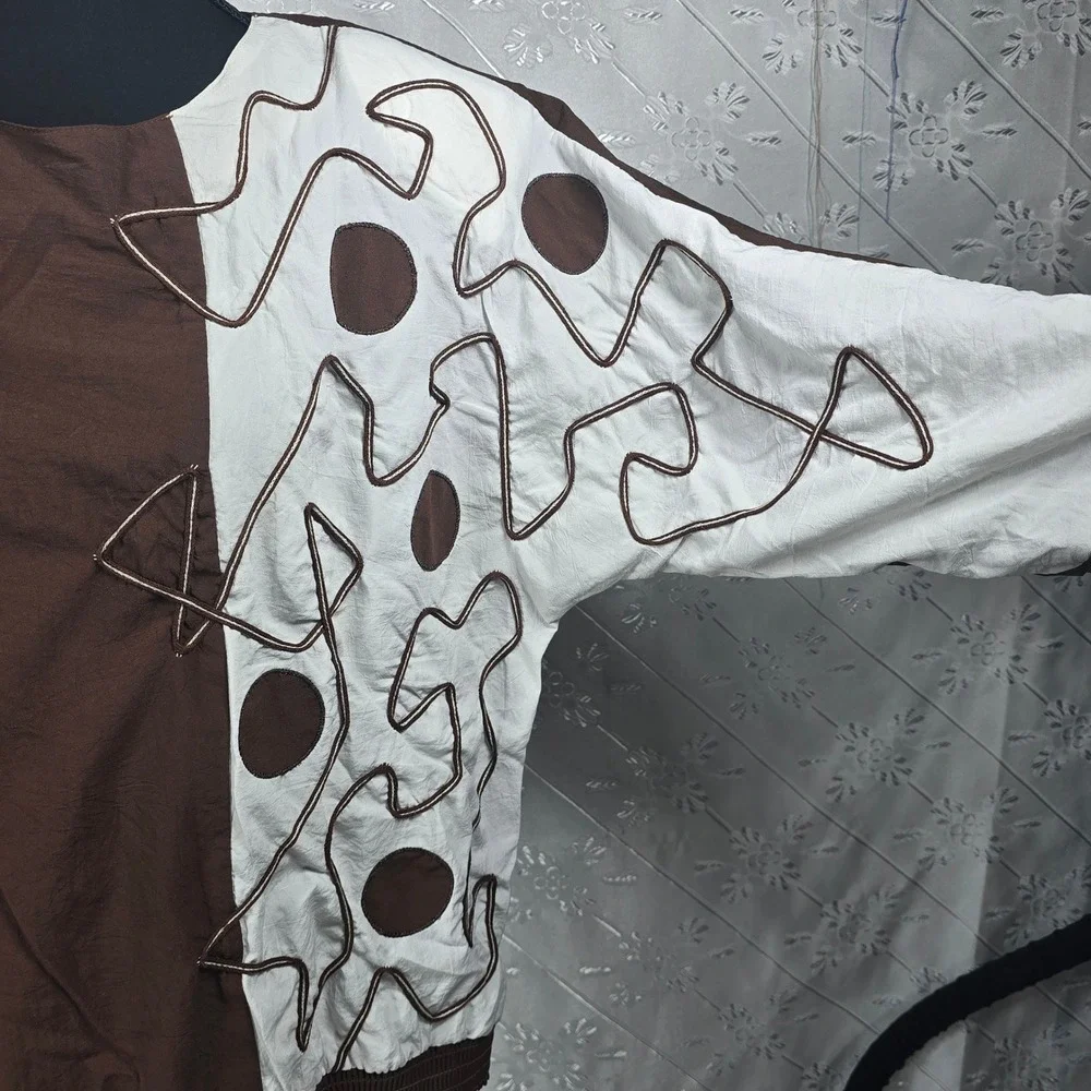 Vintage Regal Brown White Abstract Applique Smocked Art to Wear Top Small USA